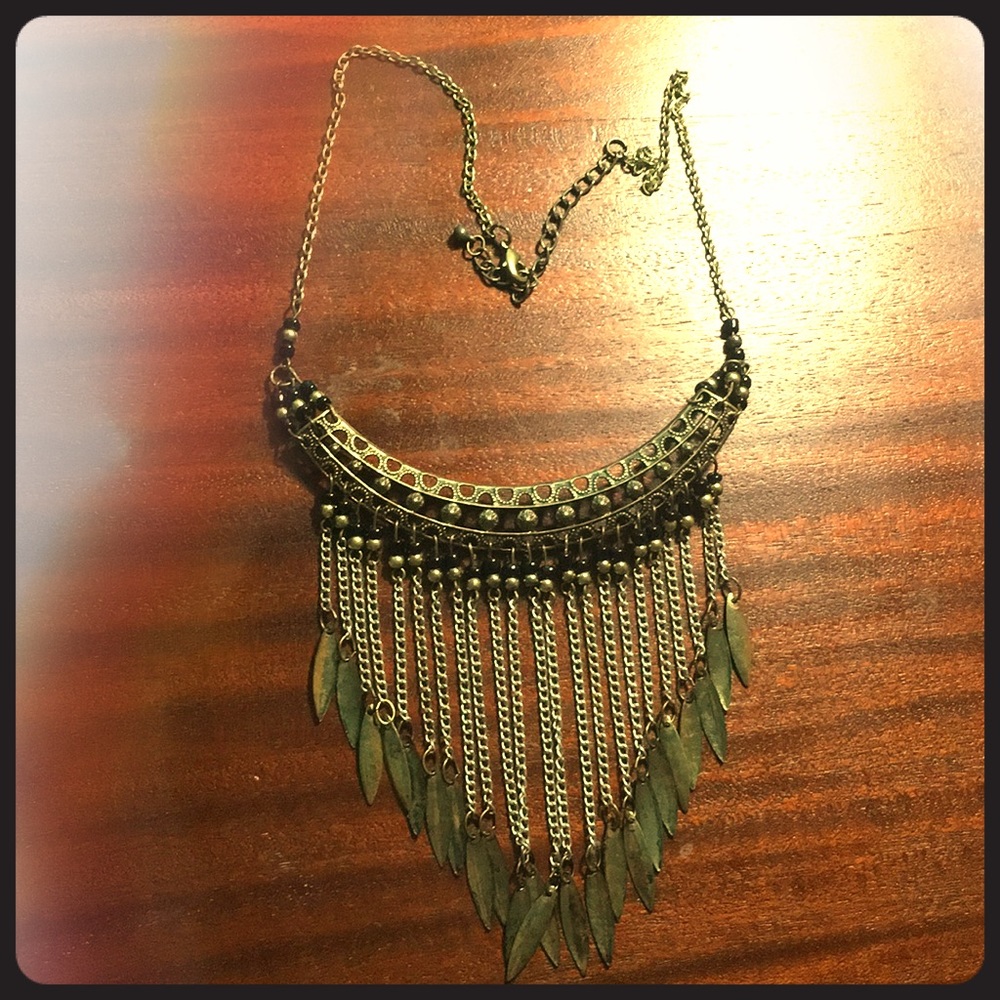 Brass accent necklace